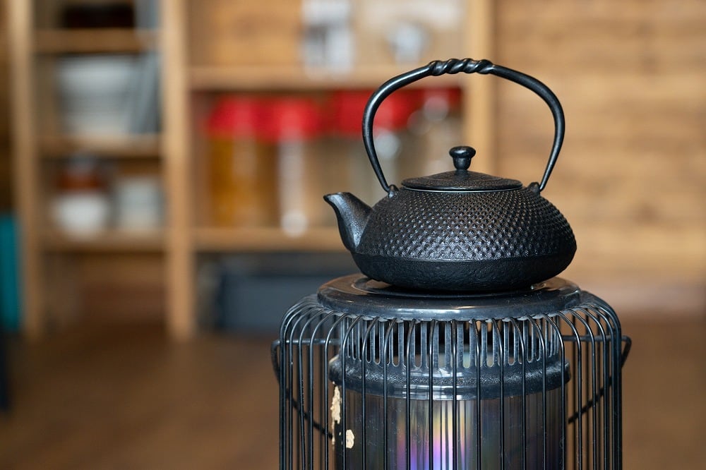 Nambu Cast Iron Arare Pattern Kettle 500ml