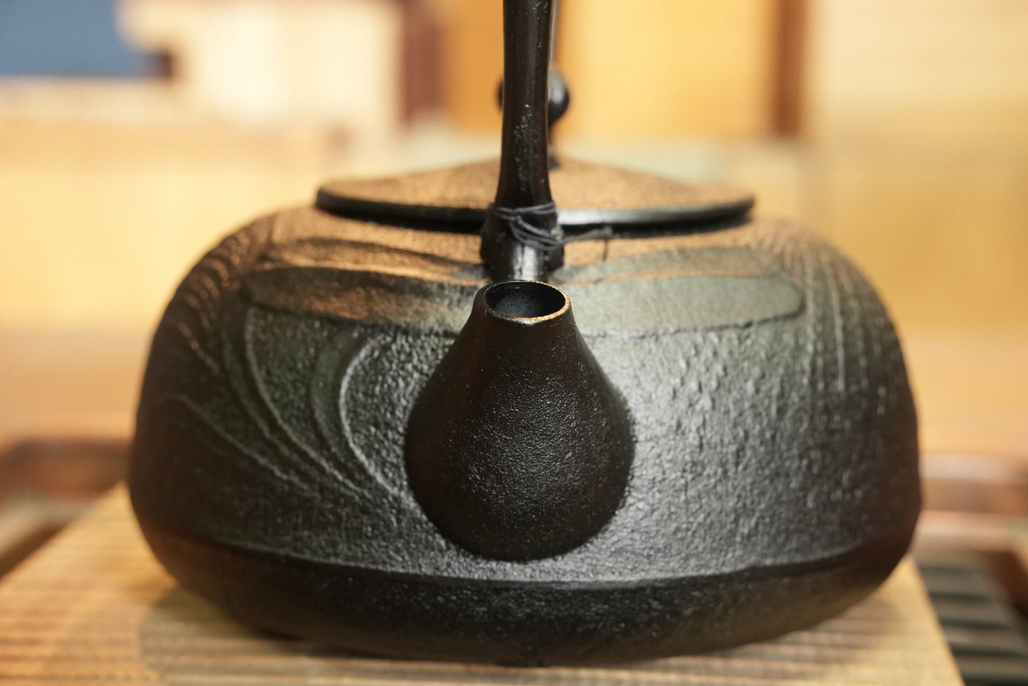 Nambu Cast Iron Dragonfly Kettle 1200ml