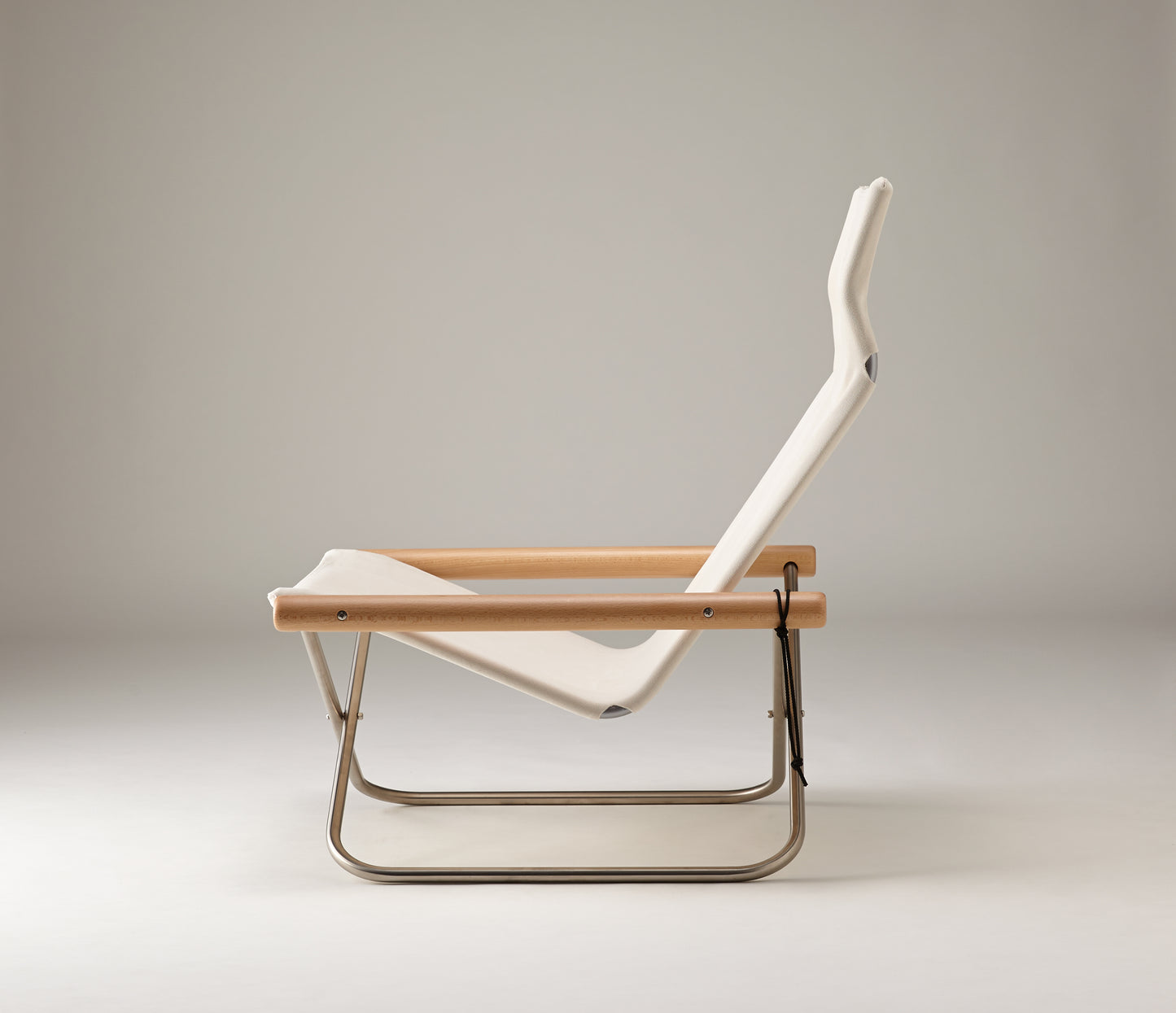 Nychair X Japanese Folding Lounge Chair - Natural White