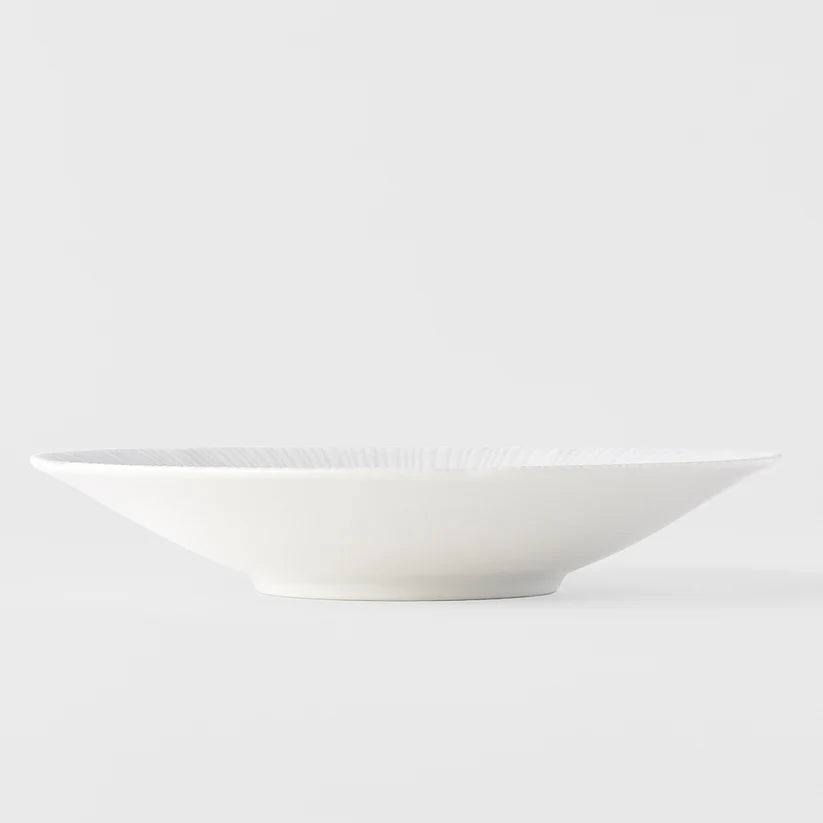 Ice Drift White Shallow Bowl 22cm