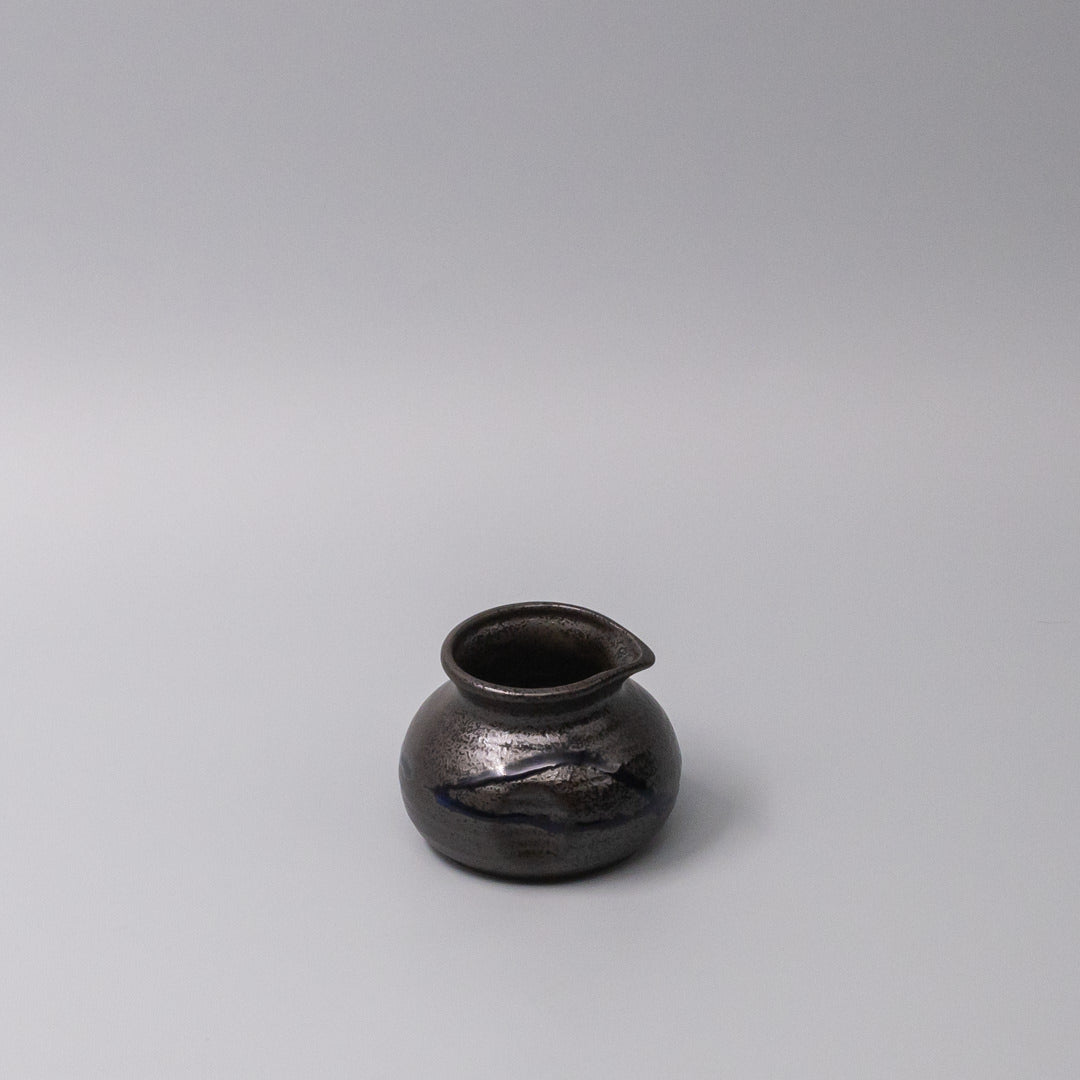 Metallic Black Blue Drip Pourer 120ml