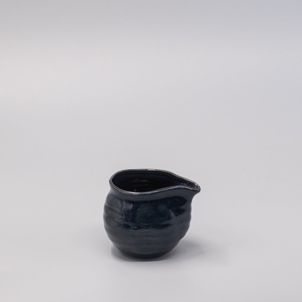Pourer Dark Navy Blue 410ml