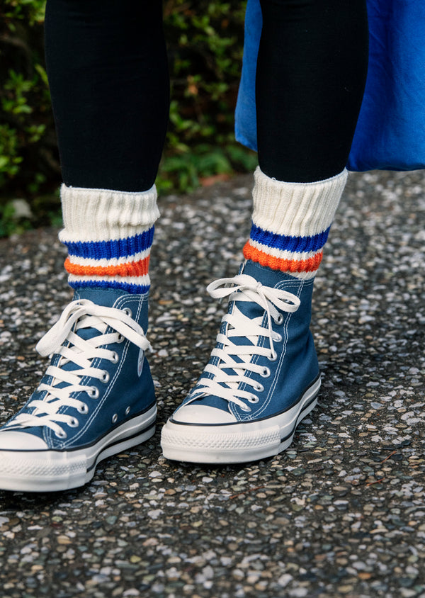 ROTOTO Coarse Rib Old School Crew Socks - Blue / Orange