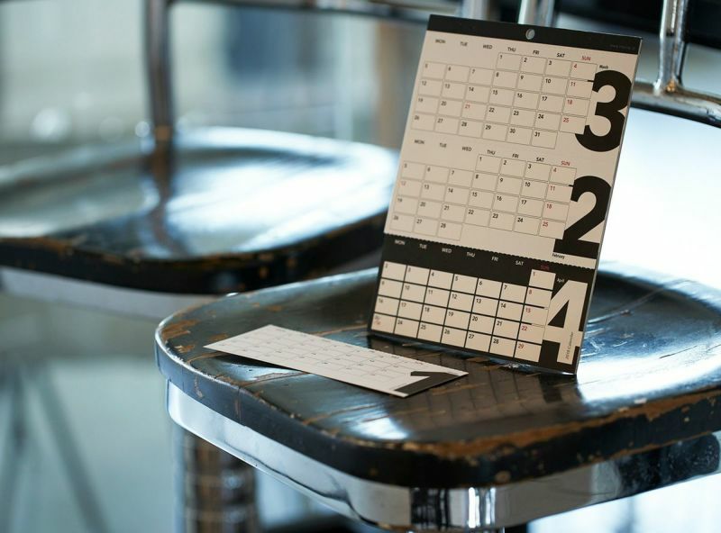 Replug 3's Three-Month Desk Calendar 2027