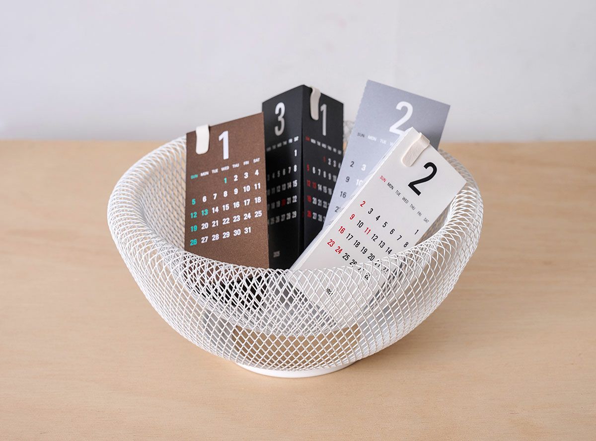 Replug Triangular Three-Month Desk Calendar 2027 - Black