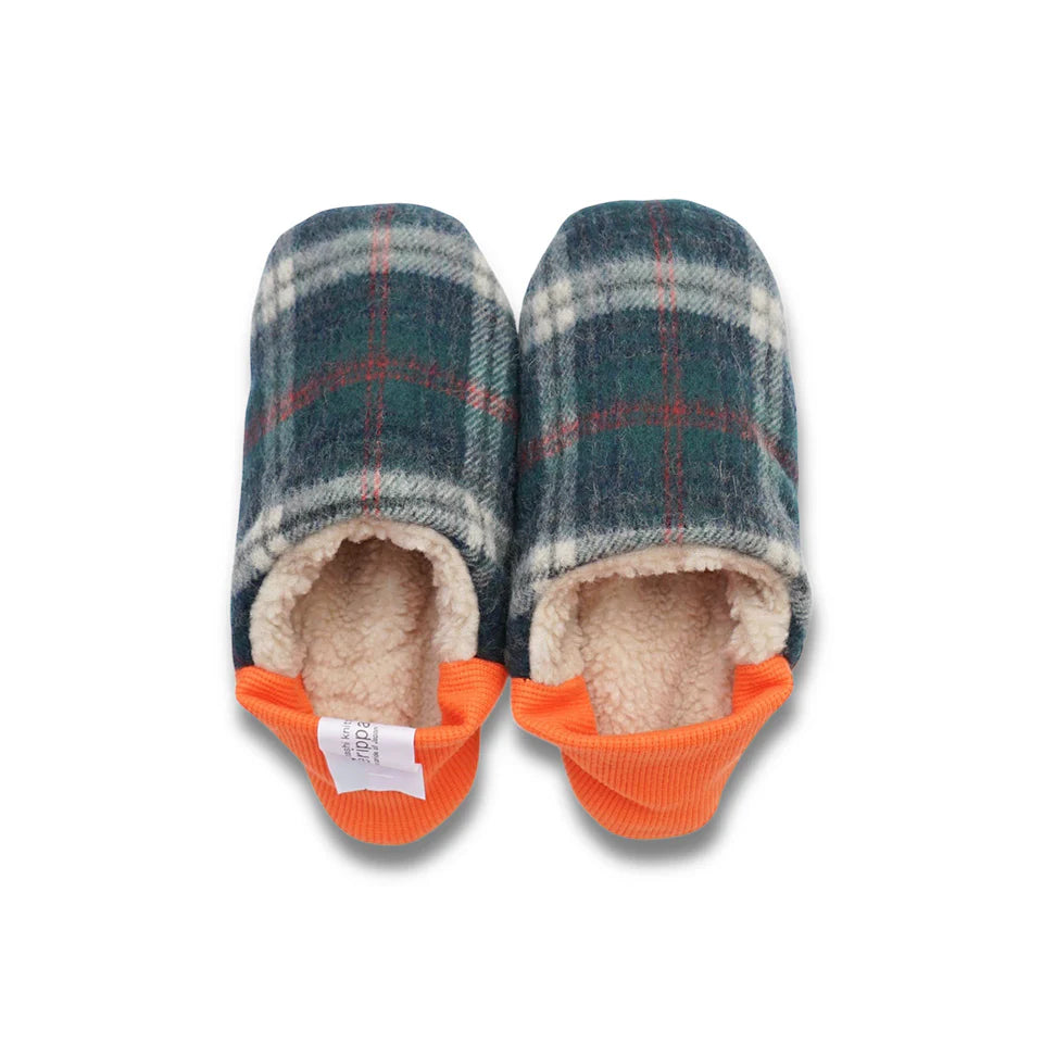 Merippa Shaggy Tartan x Quilted Boa Japanese Slippers