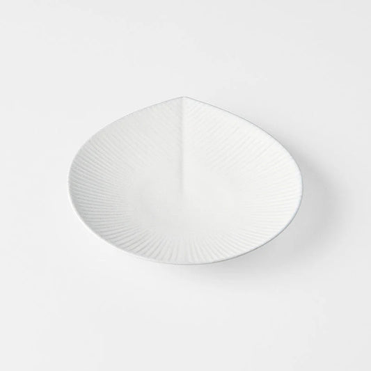 Snow Leaf small rounded plate 17cm
