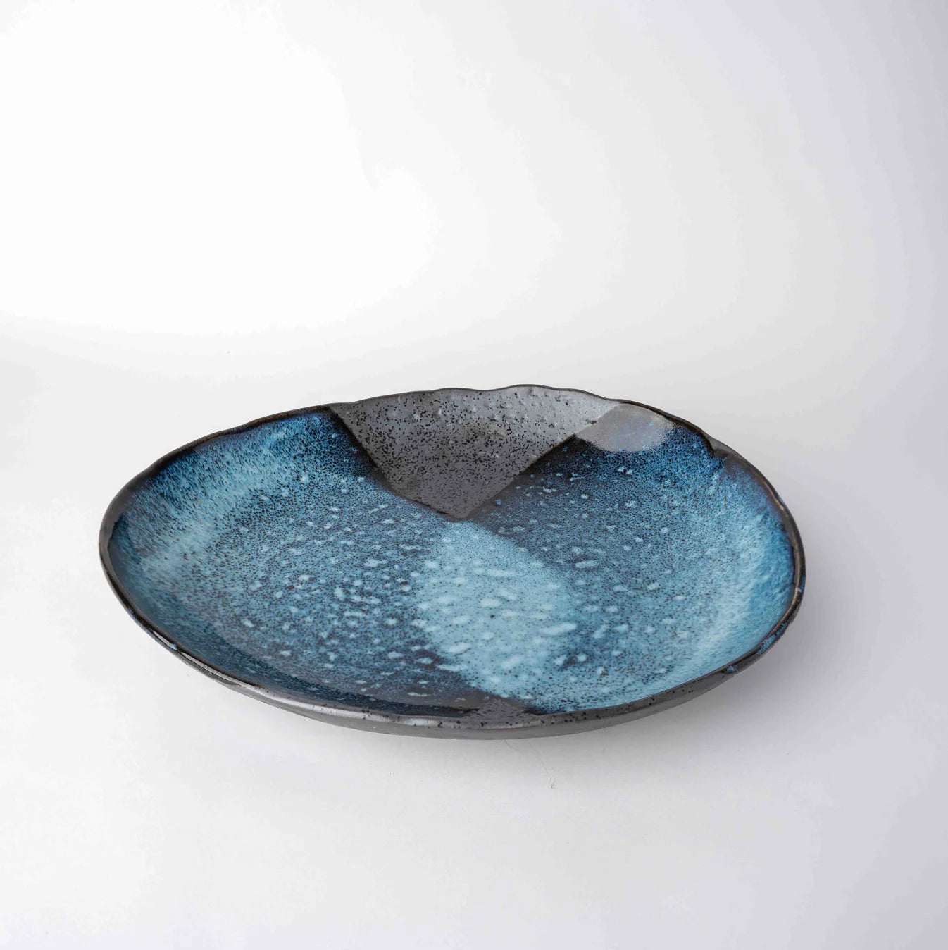 Storm Uneven Oval Plate 25cm