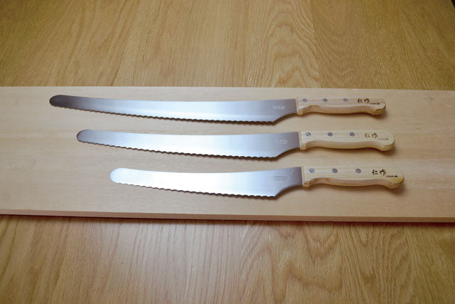 Tomita Style Wavy Bread Knife 30.5cm