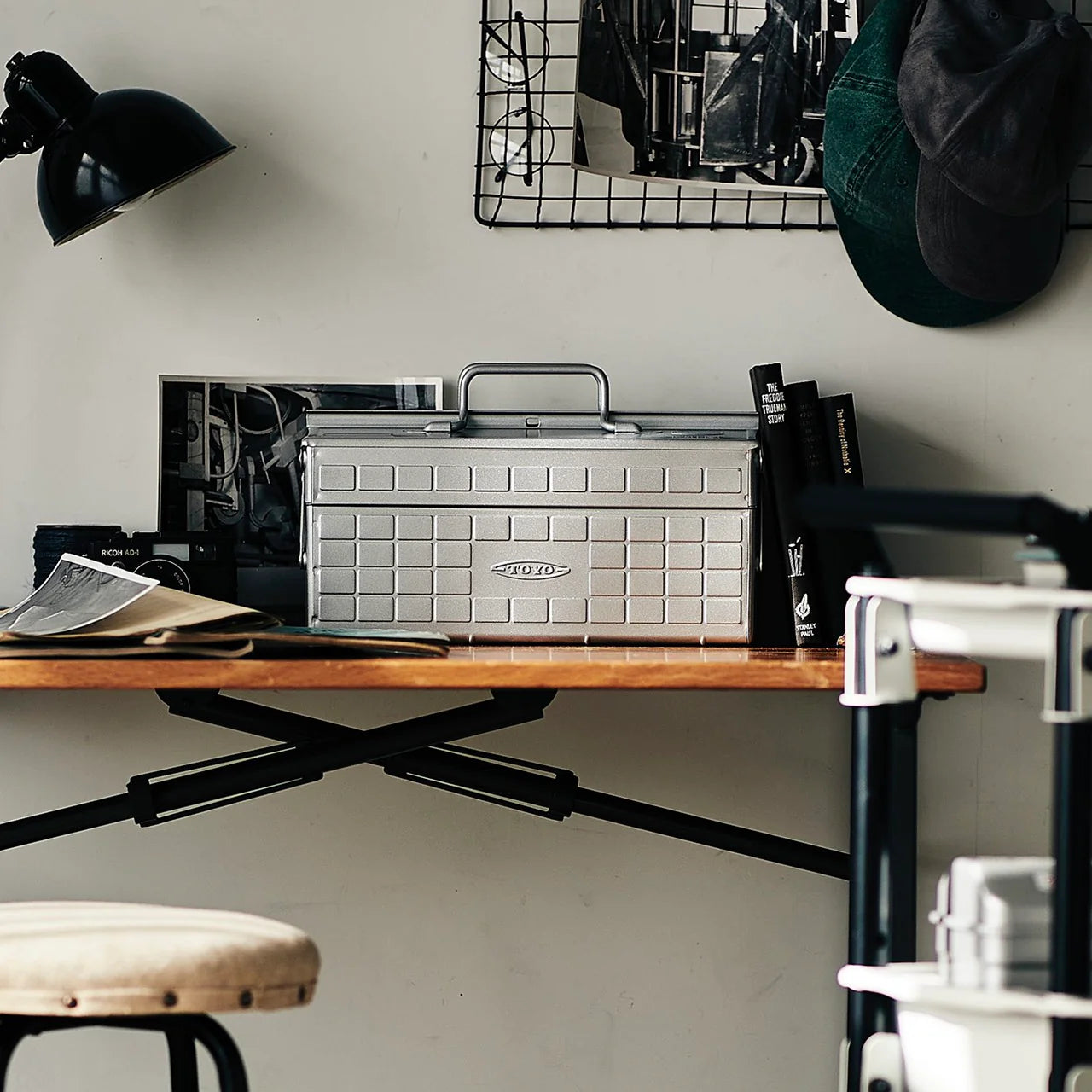 Toyo Steel Cantilever Toolbox ST-350 Silver