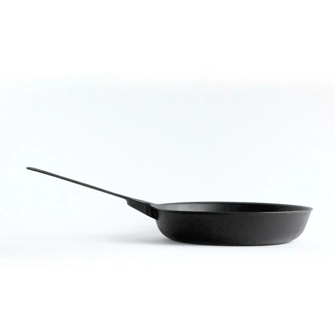 Unilloy Lightweight Cast Iron Frying Pan 26cm