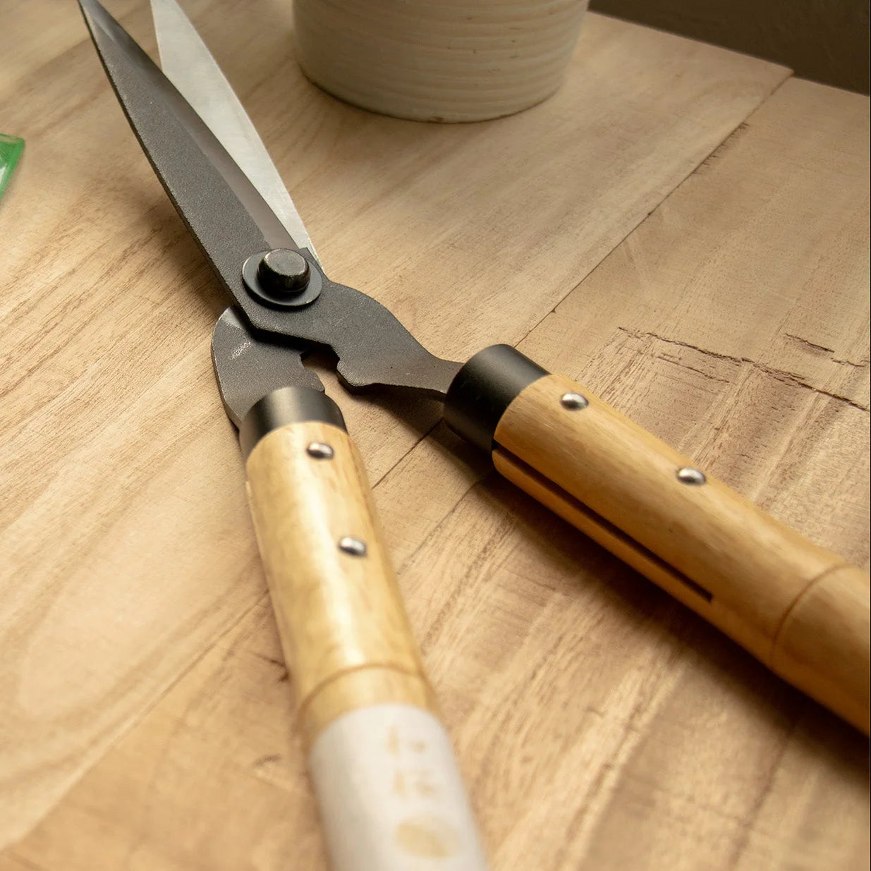Wazakura Premium Japanese Mini Grass Shears