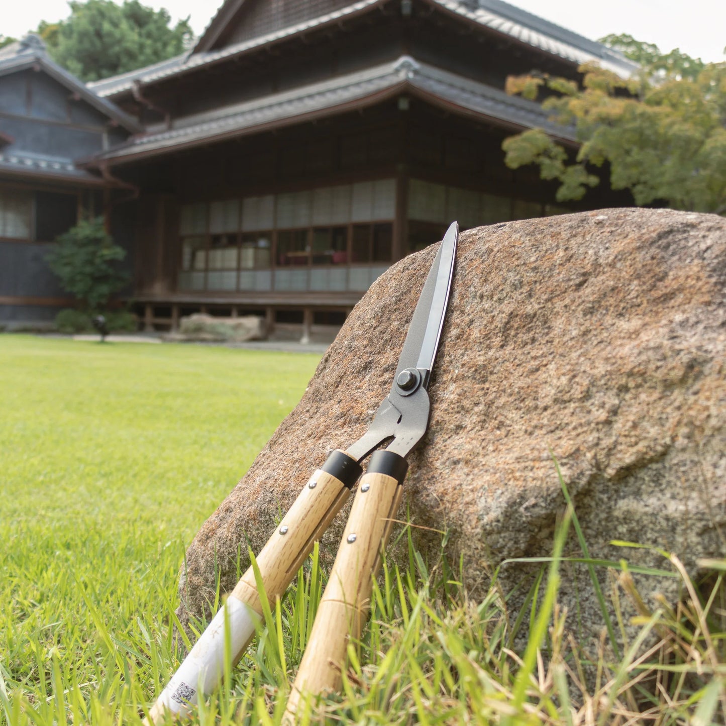 Wazakura Premium Japanese Mini Grass Shears