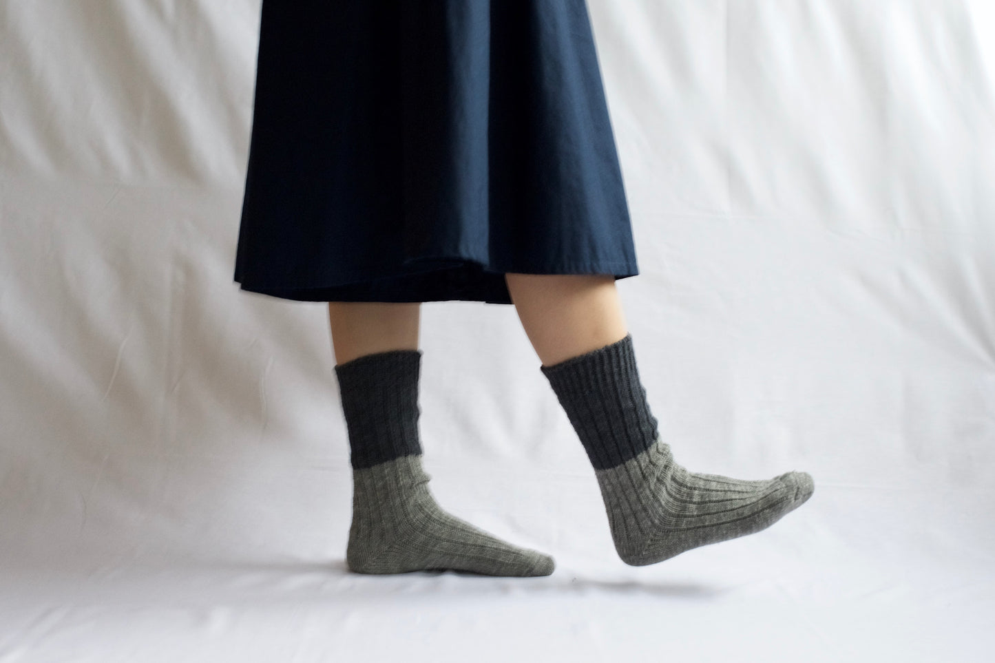 Wool Cotton Slab Socks - Charcoal