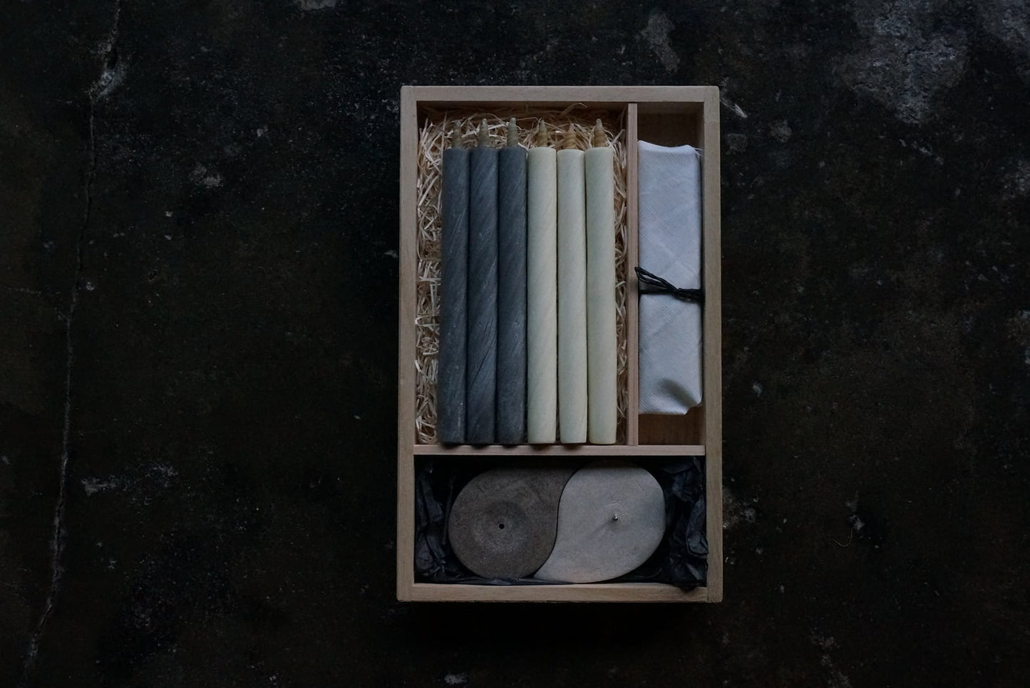 Yin & Yang Warosoku Candle Gift Set