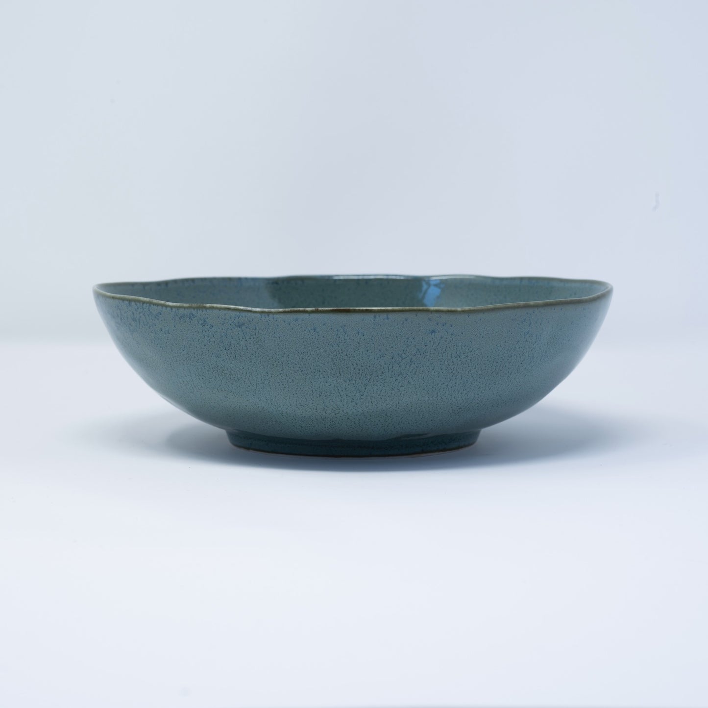 Peacock large oval bowl 20cm