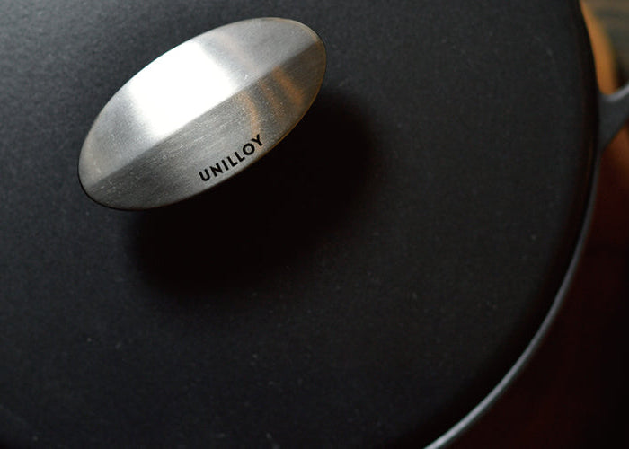 Unilloy Lightweight Enamelled Cast Iron Casserole Pot 20cm - Matt Black