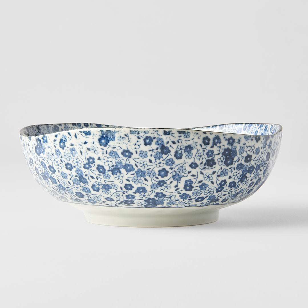 Blue Daisy large uneven bowl 20cm