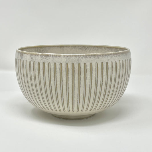 Ridged Alabaster deep bowl 16cm