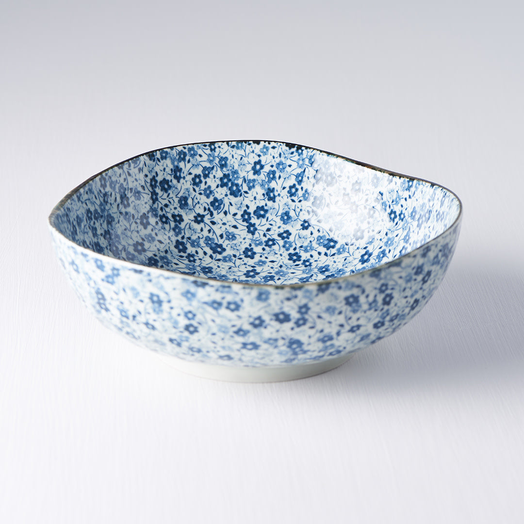 Blue Daisy large uneven bowl 20cm