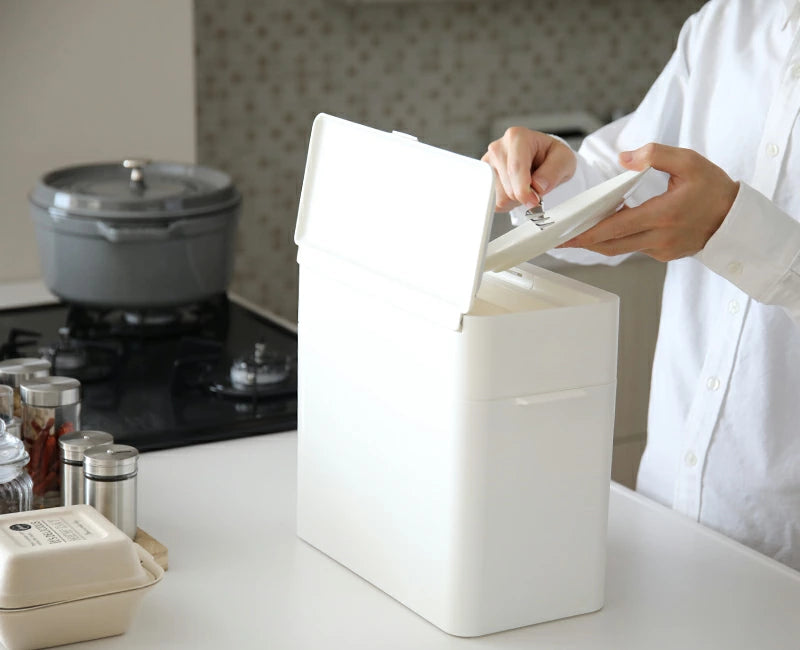 Like-it Seals Odour-Control Kitchen Waste Bin 9.5L - White