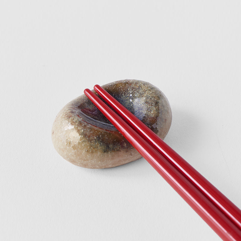 Marbled chopstick pebble rest
