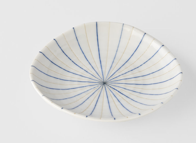 White with blue & yellow converging lines small plate 12cm