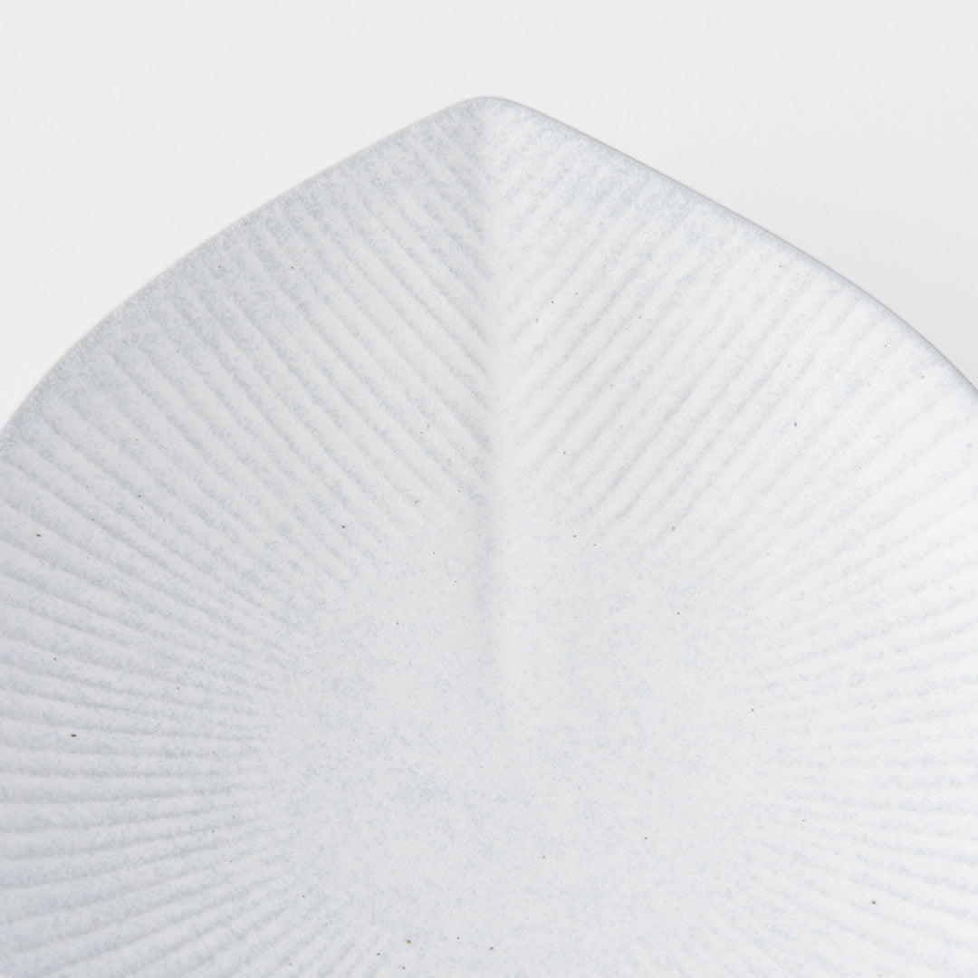 Small Rounded Plate Snow Leaf rounded small plate 12cm – Made In Japan UK