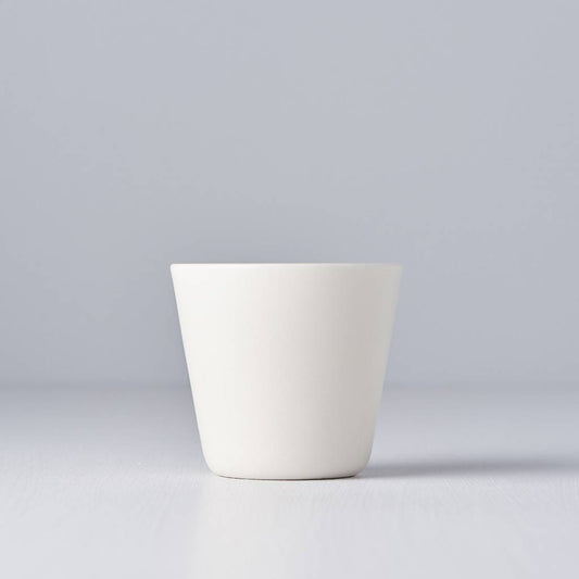 White V-shape teacup 7.5cm
