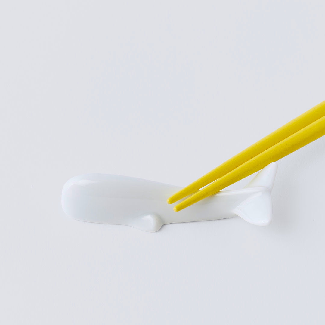 Ice Blue Whale chopstick rest 8.5cm