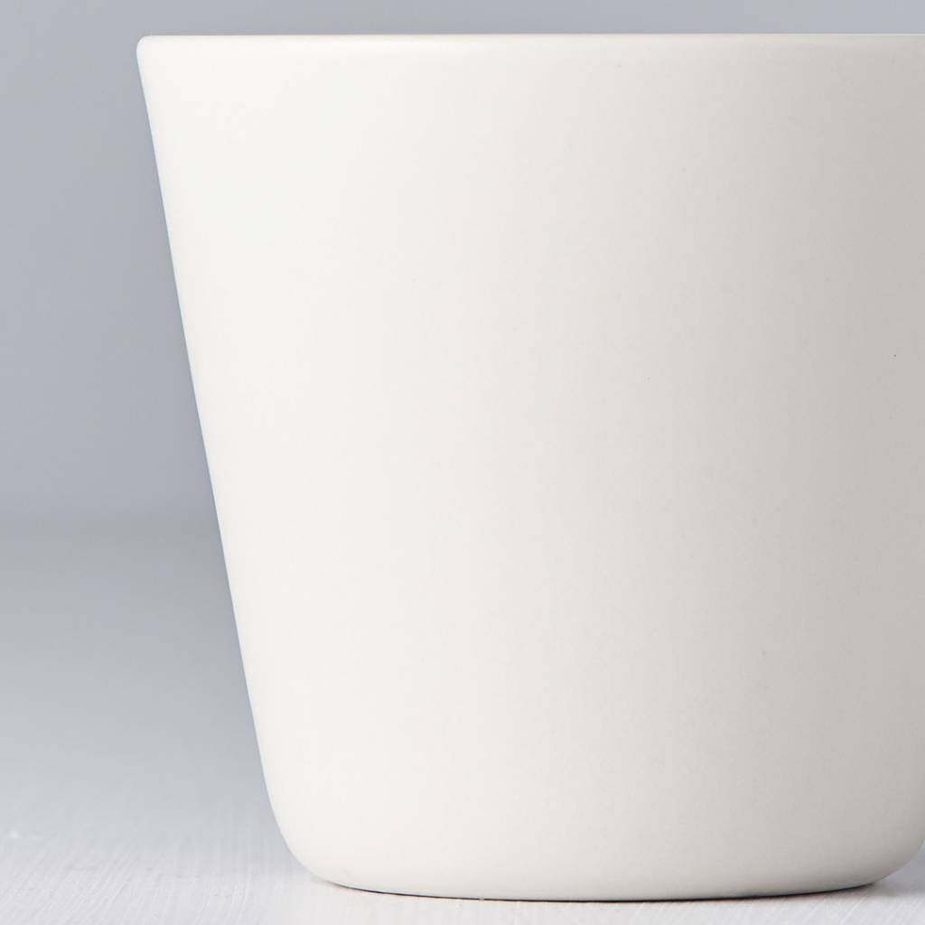 White V-shape teacup 7.5cm